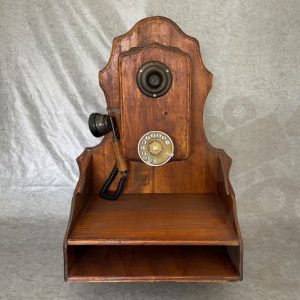 Antikes Wandtelefon